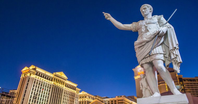 caesar statue outside caesars palace casino