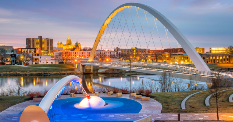 No New Casinos For Two Years Iowa Governor Signs Gaming Bill