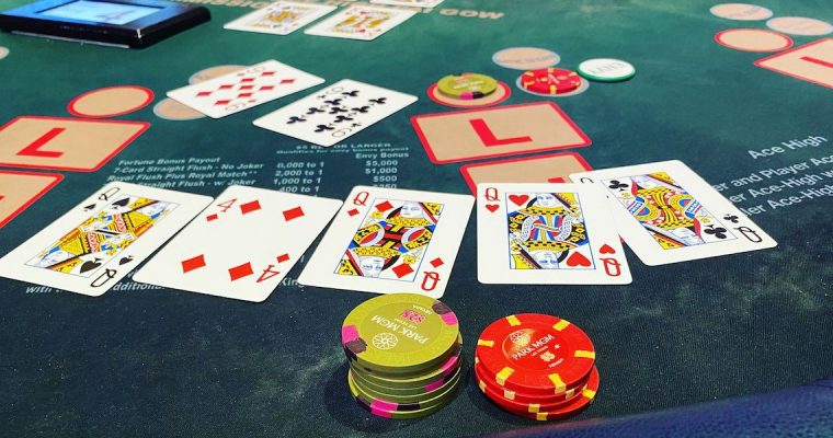 Face Up Pai Gow Poker