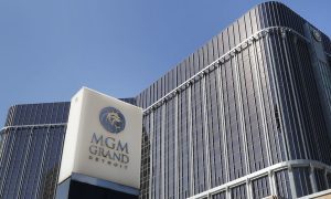 exterior view of the mgm grand casino in detroit michigan