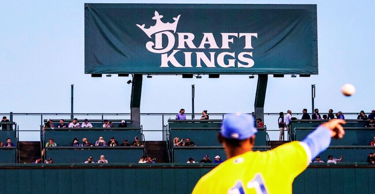 Baseball Scoreboard Covered Under DraftKings Promo