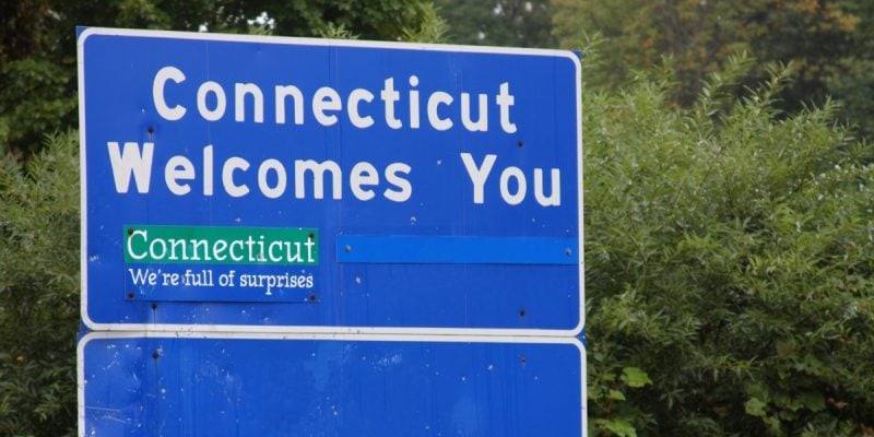 connecticut welcome road sign