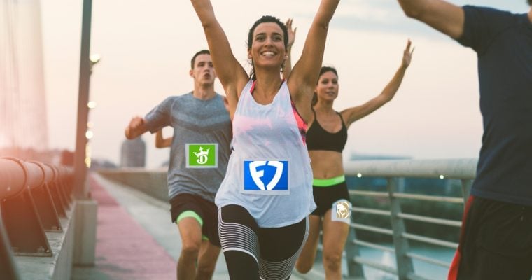 people finishing race