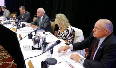 Iowa Racing and Gaming Commission Holds A Hearing