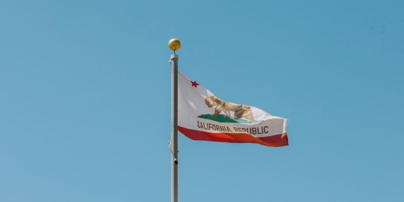 A picture of the California flag