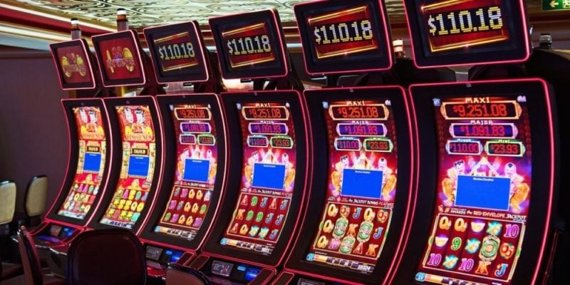 A proposal in Mass would allow retail casinos in the state to host iGaming sites.