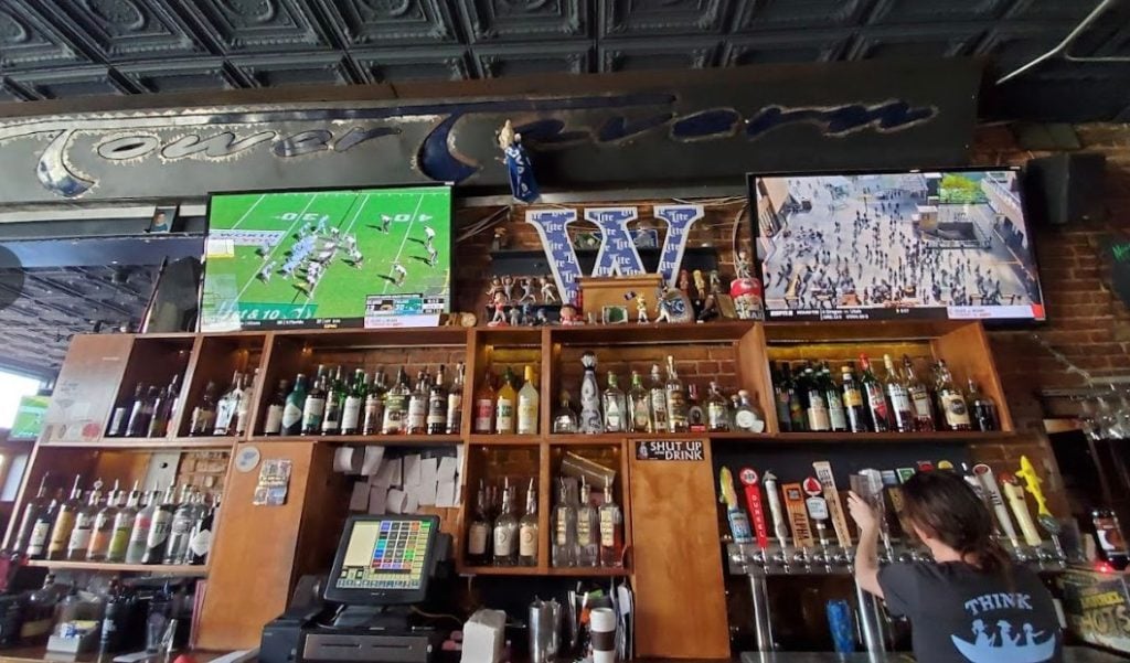 Tower Tavern Missouri Sports Bar