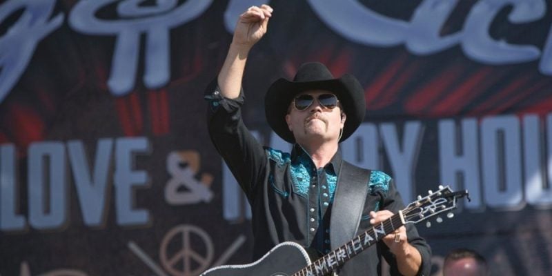 Musician John Rich said he's struggled with a gambling addiction.