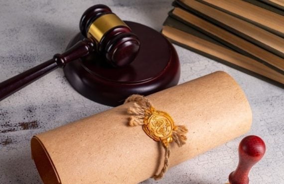 Illinois ‘Bounty Hunter’ Dusts Off 1710 Law to Target Sweepstakes, DFS Operators