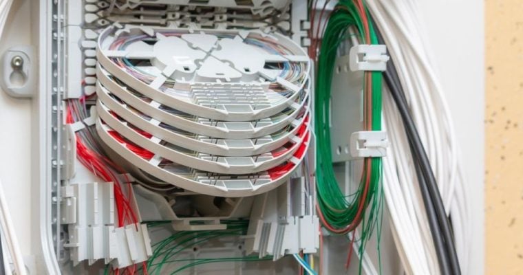 The continued growth of the online casino industry will help drive the PLC splitter market.