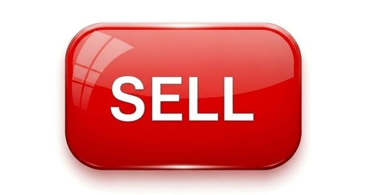 Major investor sells off a chunk of PENN Entertainment stock.