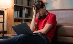 Calls to gambling helpline in Ohio is being utilized by a lot of college students.