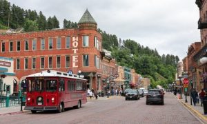 Deadwood is seeking a bigger gambling cut.