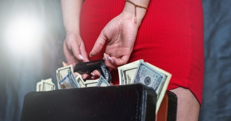 Ex-bookkeeper at Hollywood Casino in PA is accused of stealing more than $700K.
