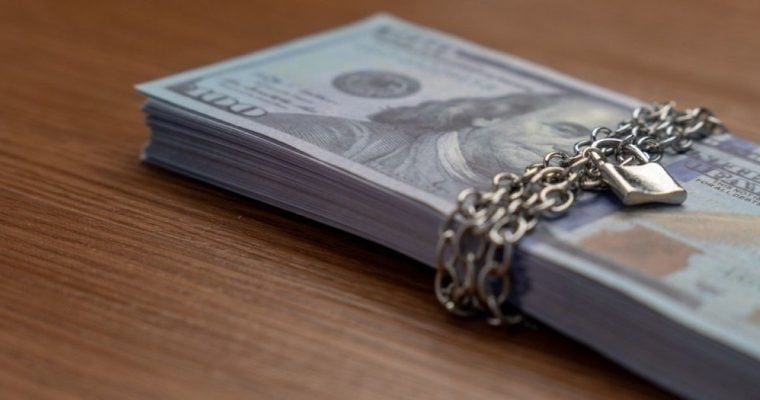 The Lodge is Texas saw money laundering allegations dropped, but the cardroom still faces a illegal gambling probe.