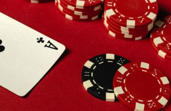 Anthrax's Scott Ian Played Online Poker Tournaments From the Side of the Stage