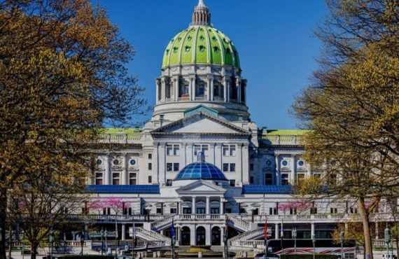 Pennsylvania Lawmakers Introduce Bipartisan Bill Package to Curb Online Gambling Harms