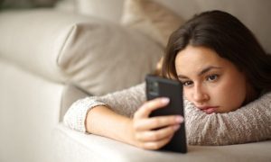 Health concerns grow over women online gambling.