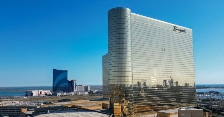 MGM considering housing project for land between Harah's and Borgata casinos in Atlantic City.