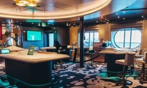 Casino expert debunks myth that casinos decreased sunlight to keep gamblers playing.