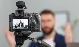 A UNLV study of slot vlogs found that responsible gambling messages are rare.