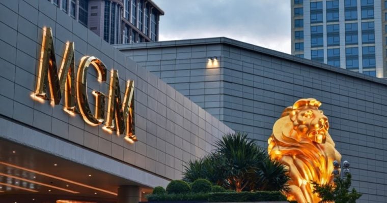 Barry Diller’s People Inc. has withdrawn its $18 billion bid to take MGM Resorts private.