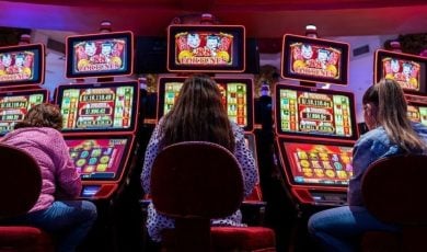 South Carolina gubernatorial candidates Jermaine Johnson and Alan Wilson took opposite positions on casino legalization at debate.