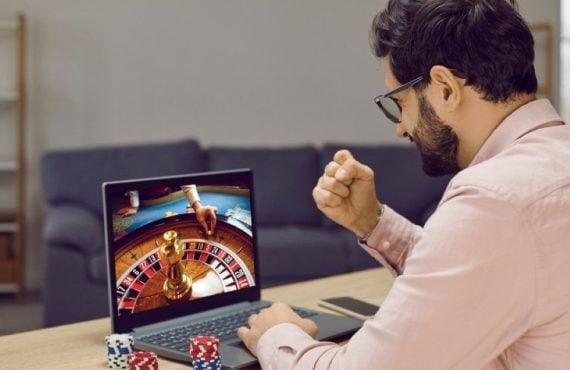 How Online Casinos Verify Game Results in Real Time