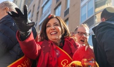 New York’s 2026 governor’s race could affect online casino legalization and the state’s ongoing fight over prediction markets like Kalshi.