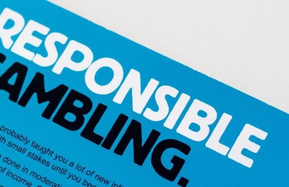 FanDuel Publishes Responsible Gambling Metrics as VIP Outreach Draws Lawmaker Scrutiny