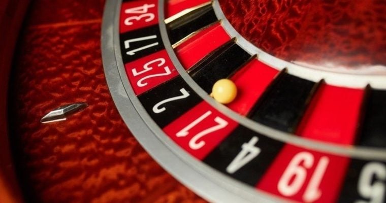 AGS Interactive says online table games, slots, and iLottery are helping expand its reach, boosting play on tables at retail casinos.