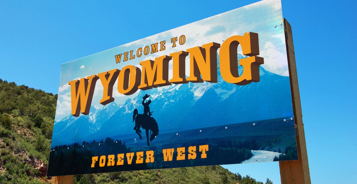 Wyoming Legislator Hopes Study Supports Online Casino Legalization